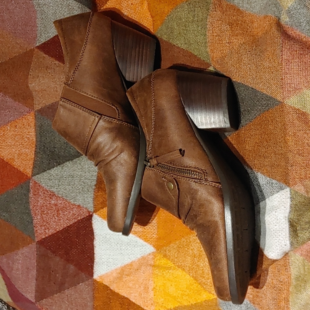 BareTraps Brown Ankle Booties